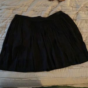 BR pleated skirt
